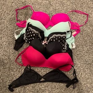 Bundle of 6 bras